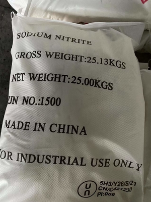 Et Ürünleri İçin Beyaz Toz NaNO2 Sodyum Nitrit %98,5 Saflıkta Renk Koruyucu