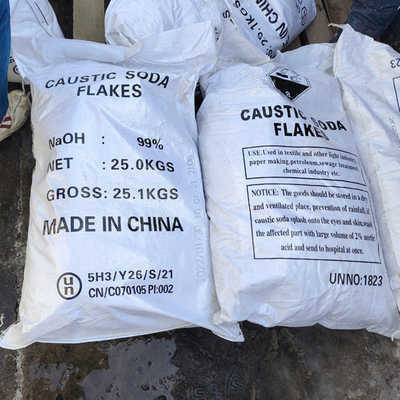 NaOH Kaustik Soda Sodyum Hidroksit Organik olmayan bileşik Güçlü korozivite 25 KG / BAG